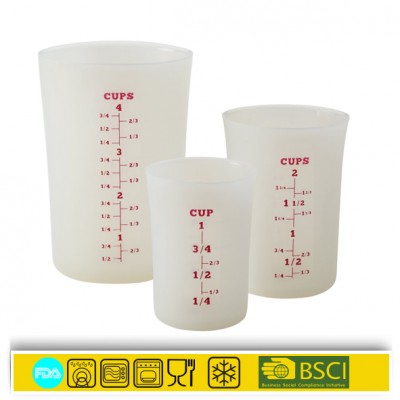 3 Piece Deluxe Silicone Measuring Cup Set with Lids For Cups OZ and ML