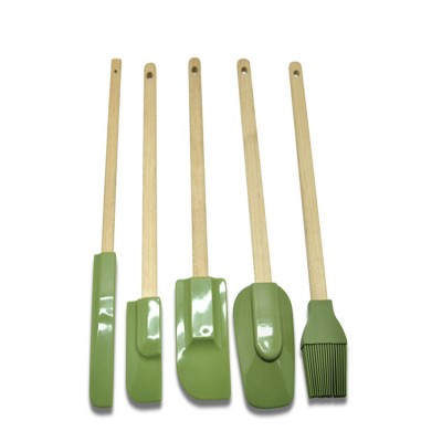 Popular high quality silicone scraper with wooden handle