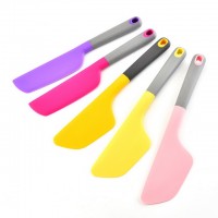 Kitchen Baking Tool Colorful Heat Resistant Knife Shape Silicone Spatula